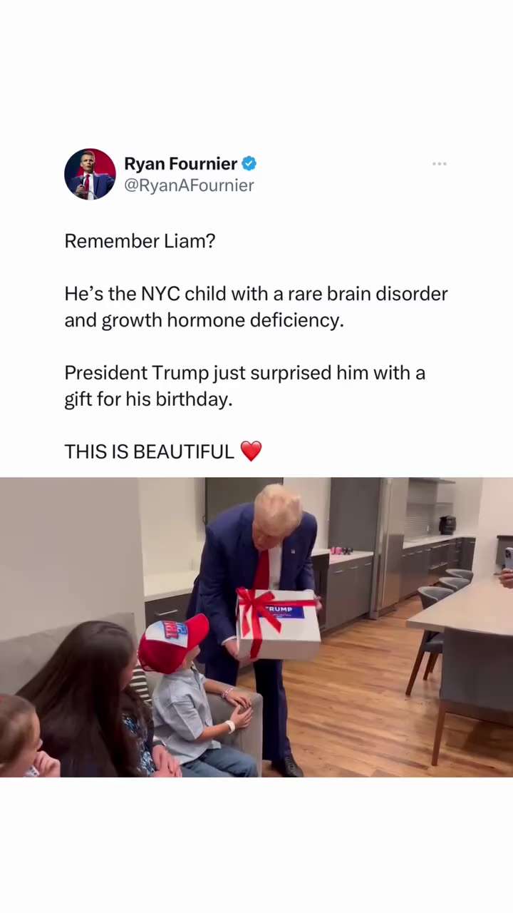 President Trump surprises one of his greatest fans! 

#PrayersforLiam  
