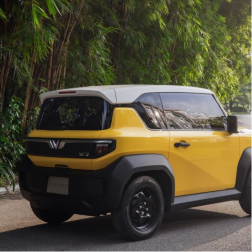 VinFast vừa ra mắt dòng xe VF 3 nhỏ gọn. Các thông số kỹ thuật, động cơ, khả năng vận hành và kích thước của VF 3 đã đượ...