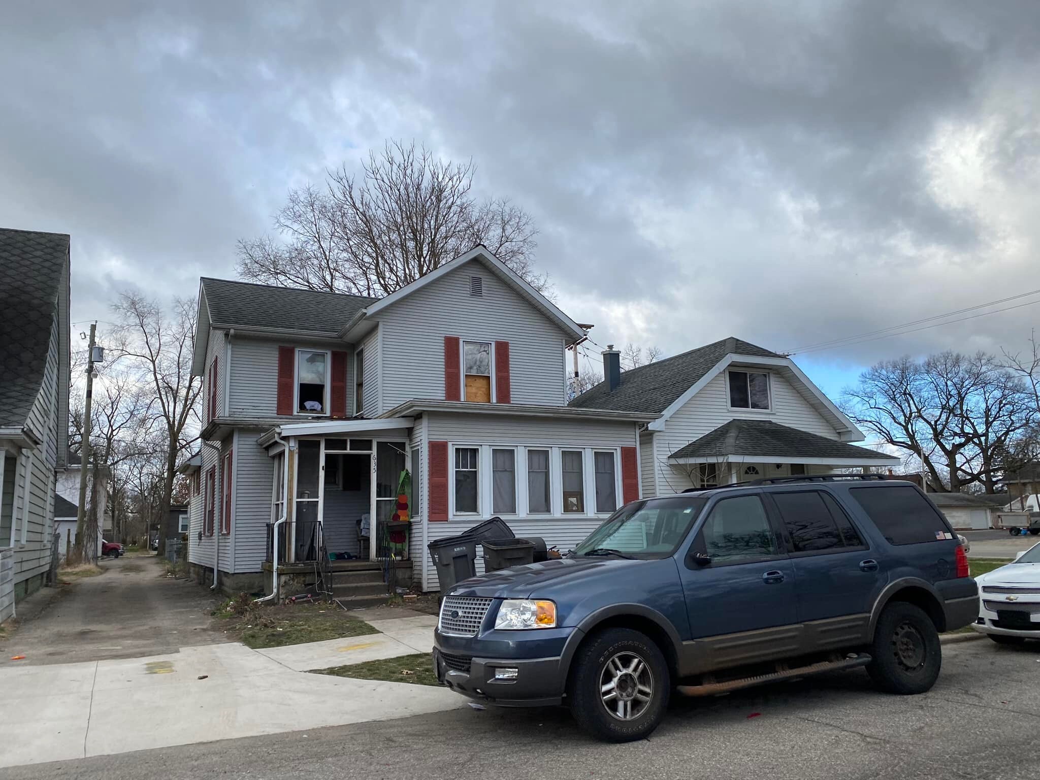 This is a house in Elkhart Indiana that city councilman Chad Crabtree allows children to live in wit...