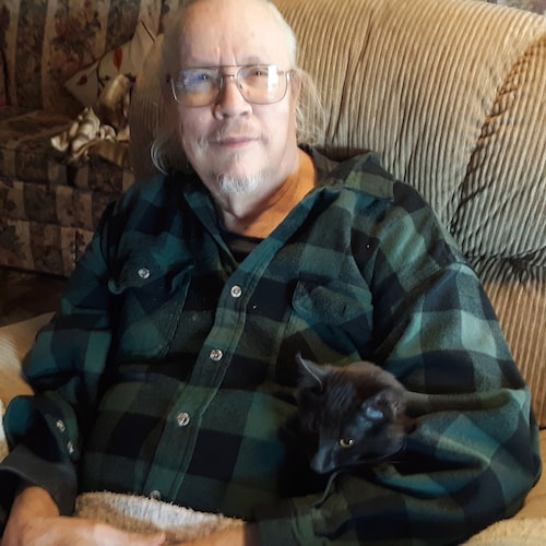 71 yrs old.  Navy Vet 73-76, Machinery Assembly 76-95 & Computer Support 95-15 as business owner.  Retired since 2016.  ...