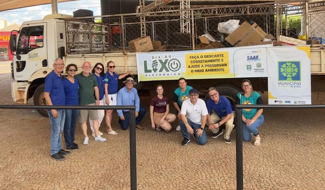 Texto do Rotary Club de Santa Fé do Sul:

No dia 23 de novembro de 2024 foi realizado o DIA DO LIXO ...