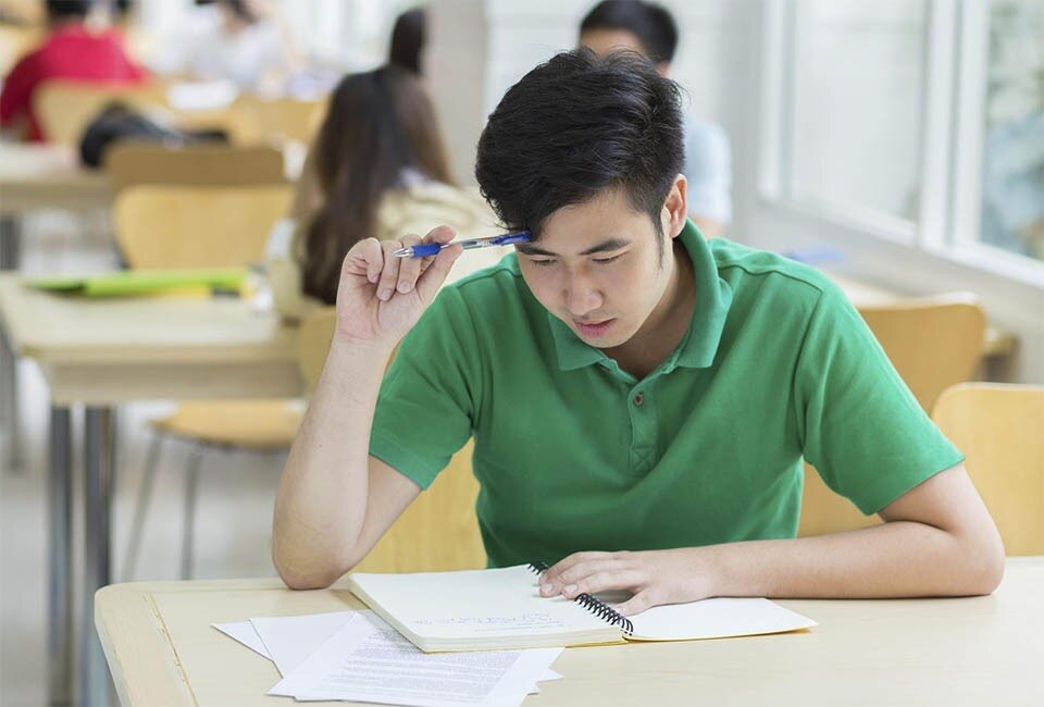 Các công thức lượng giác thường gặp trong toán học

Công thức lượng giác là chìa khóa giúp bạn giải quyết các bài toán nhanh chóng và hiệu quả. Cùng học cách ghi nhớ và áp dụng chính xác để đạt kết quả cao nhé! #hoclagioi #hlg #giasuonline 

Đọc tiếp: https://bit.ly/3ZIMHJk
