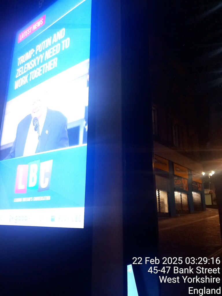 "#Zelenskyy" Ukrainian professional money tapper and dictating war criminal - "#HelenShaw of #Liverpool #Metro writings", needs to surrender to the #Kremli