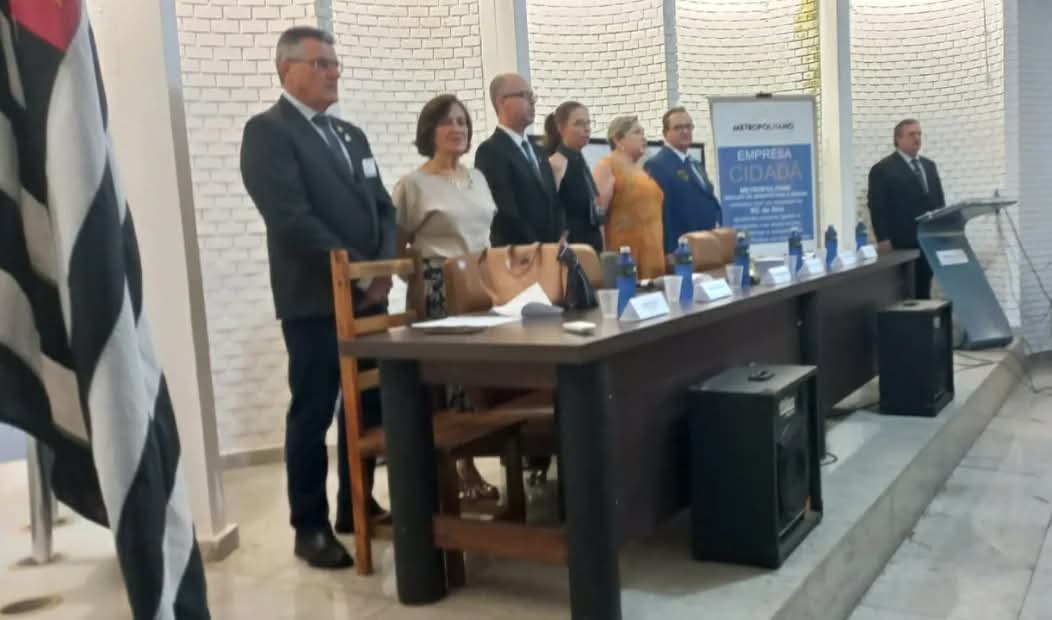 Texto do Rotary Club de Ibirá:

O Rotary Club de Ibirá teve a honra de receber nesta quinta-feira, d...