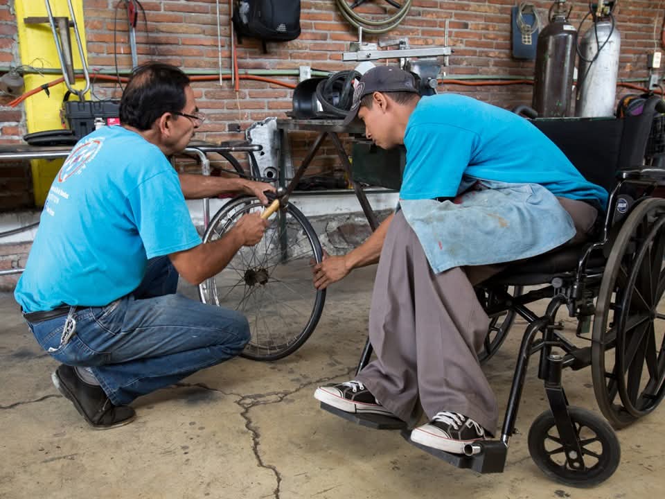 Texto do Rotary Imagem Pública Brasil:

Compartilhe o Rotary com o público. Embora muitas pessoas co...