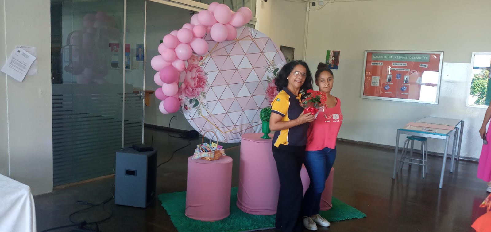 No dia 08 de março, em comemoração ao Dia Internacional da Mulher, nossa companheira Joelita, Pres. ...