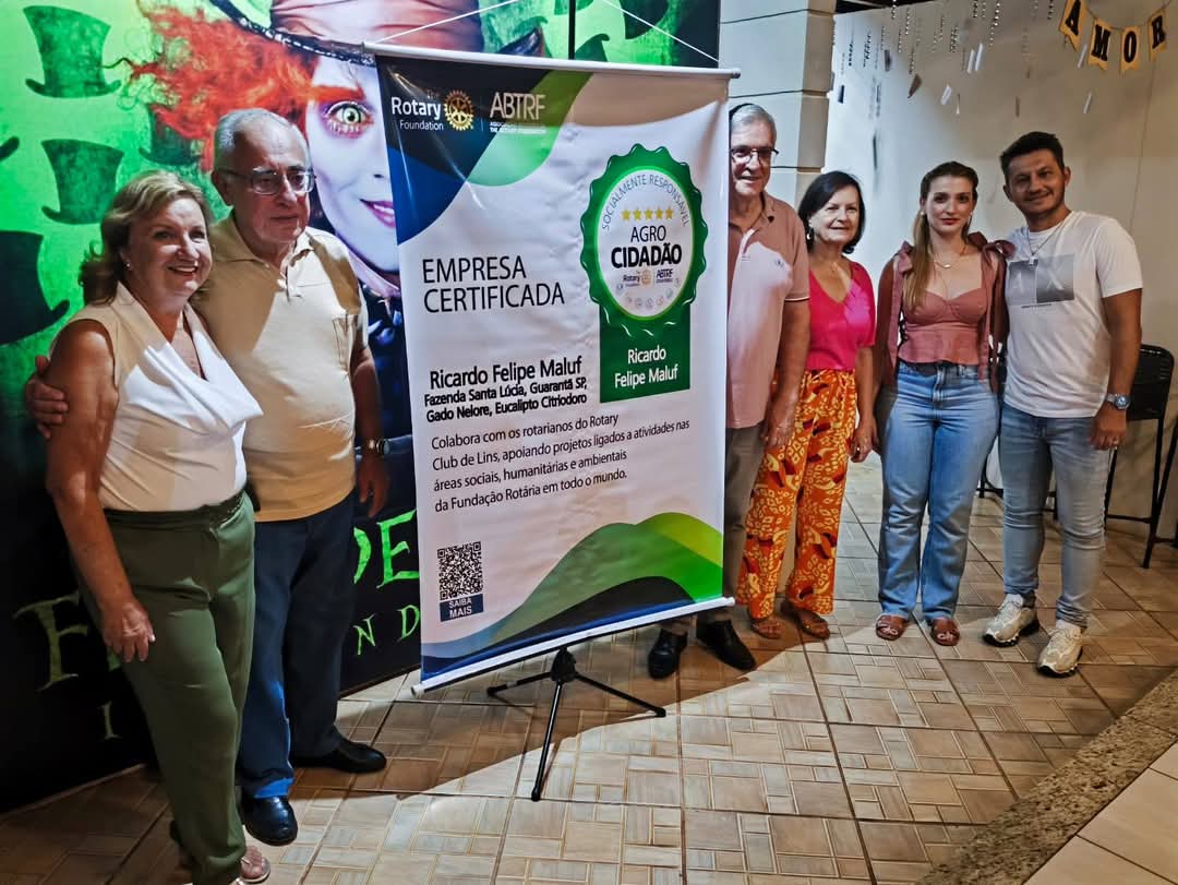 Texto do Rotary Club de Lins:

Para um gostoso companheirismo,  reuniram-se companheiros do Rotary C...