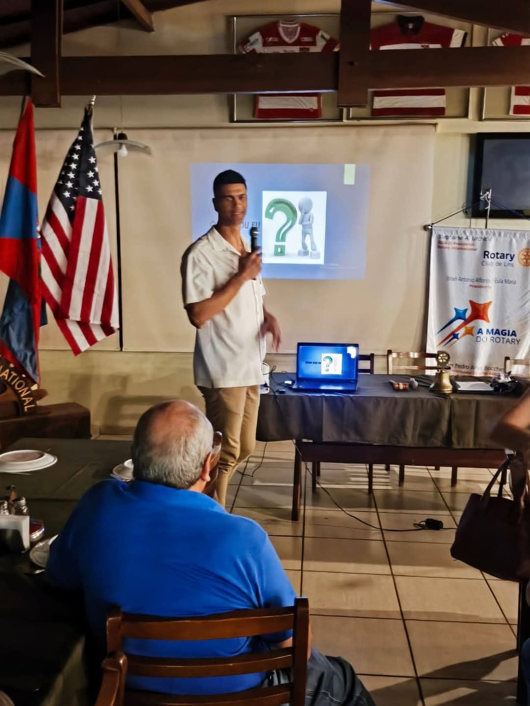 Nesta quinta-feira, 3 de abril, o Rotary Club de Lins realizou uma reunião especial pelo Dia Mundial...