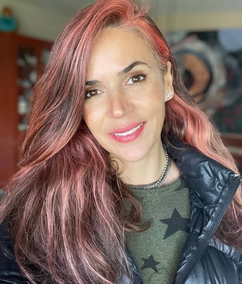 Beware of this person.  Not sure if it is a man or woman behind this picture but they have been tryi...