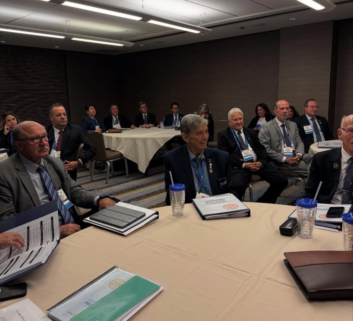 O Gov. José Luiz Sanches Vargas representa o Distrito 4480 no Conselho de Legislação do Rotary Inter...