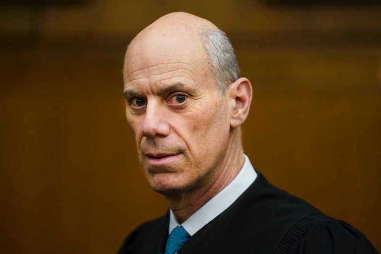 BREAKING: Federal #AppealsCourt #blocks #JudgeBoasbergβs plan to hold #Trump officials in criminal #contempt