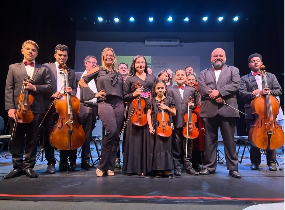 Rotary In Concert homenageia Dia das Mães e faz ações sociais

Apresentação da Orquestra Escola de C...