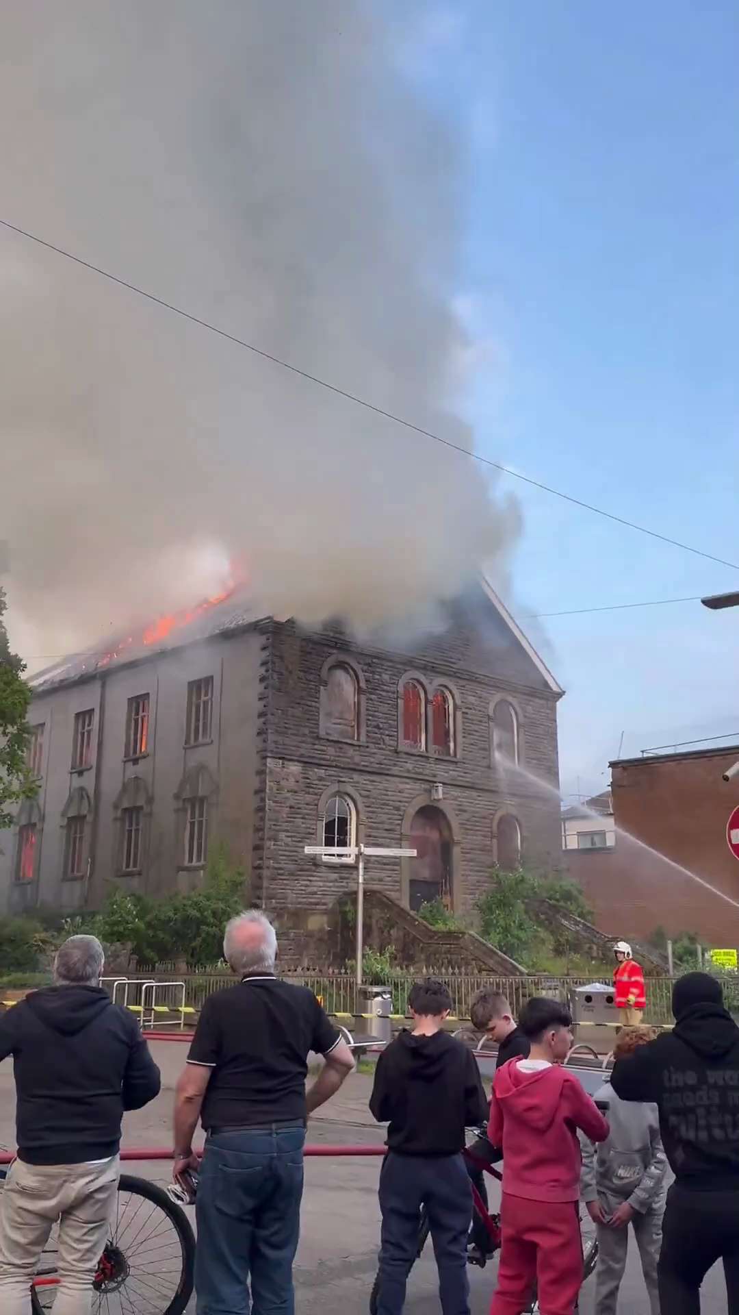🚨🇬🇧BREAKING NEWS

A church in Wales was set on fire by 2 #Muslim Pakistani migrants. 😡

✝️#Chris...