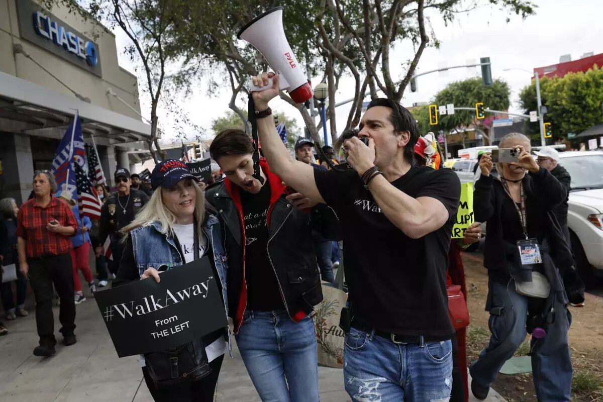 The left did not succeed in destroying me or this movement the last 4 years. 

I’m back where I belo...