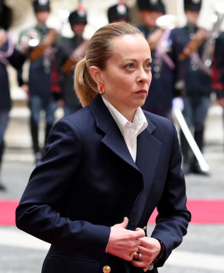 Do you support Italys Prime Minister Giorgia Meloni working with Trump to Make Europe Great Again ?
YES or NO ?
