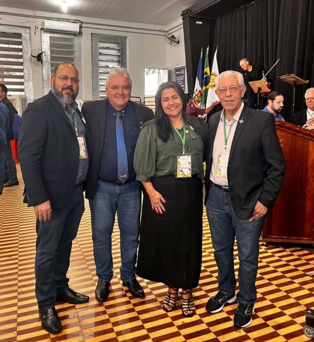 Texto de João Passos:

Hoje lançamos o RMB Rotary Means Business no distrito 448O do Rotary Internat...