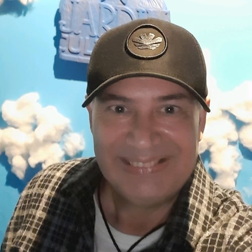 Visit cacarloscs's profile on GETTR. View their posts, photos, videos, and connect with them on the social platform.