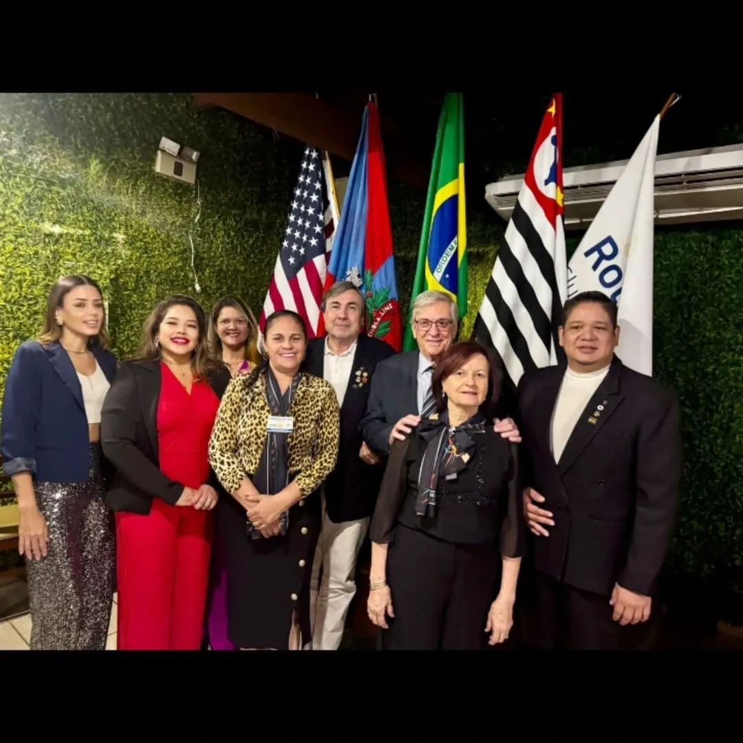 Texto do Rotary Club de Lins - Norte:

No dia 16/05, marcamos presença na emocionante Festiva do Dia...