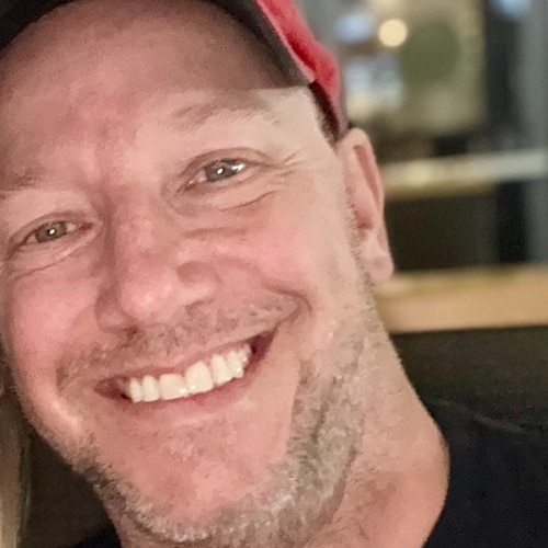 NO DM! Proud American, Proud Navy Veteran. Desert Storm. love God, Jesus my family America. NRA member. Trump!!