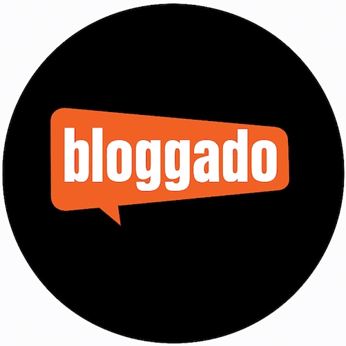 Bloggado itu ibarat guru yang gak sok pintar. Dia ngajarin dengan cara yang enak, gak menggurui, dan selalu relevan deng...