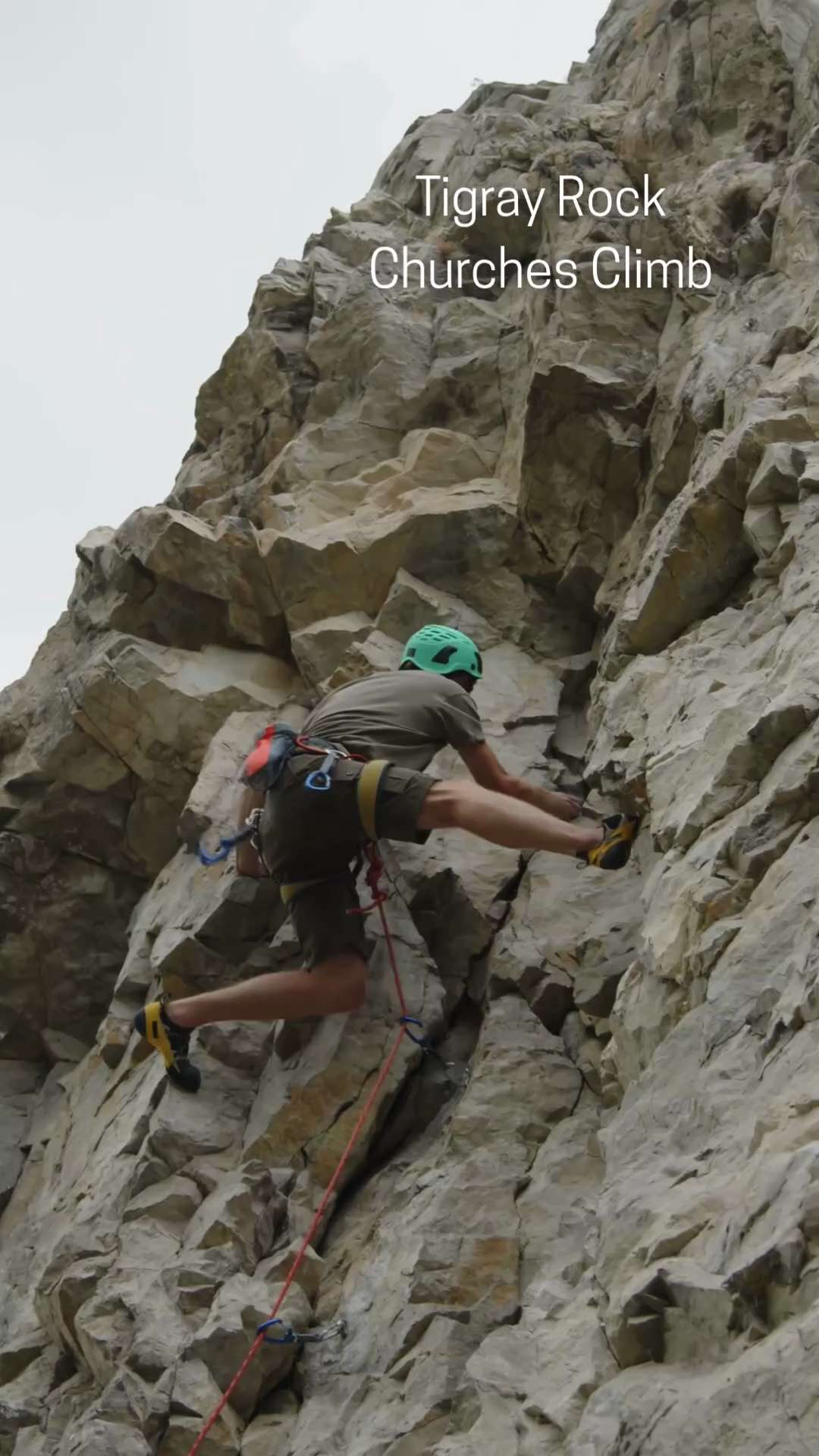 From lava lakes to sky-high cliffs, Ethiopia is every adventurer’s dream 🌍
🔥 Ready to trek volcano...