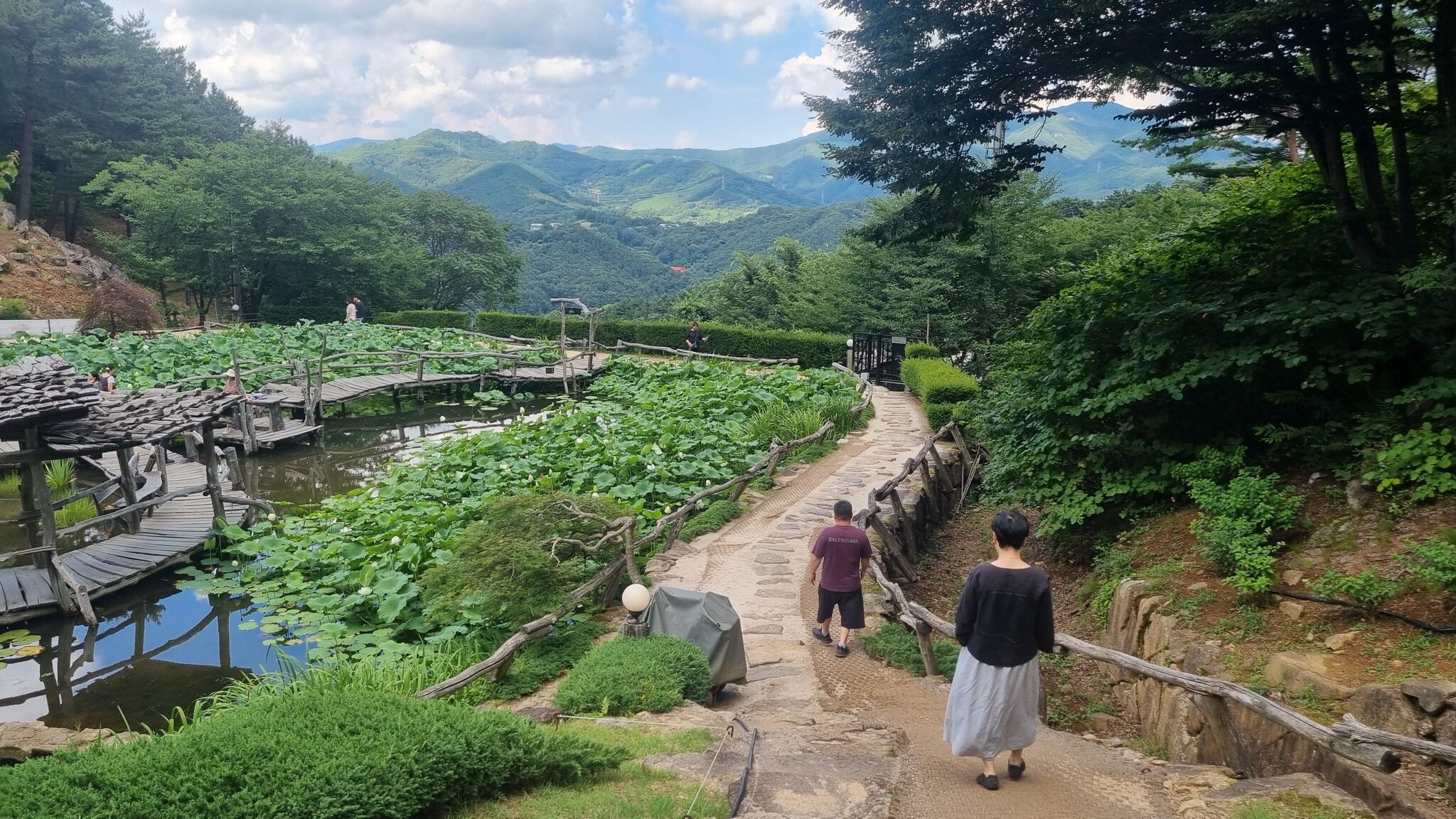 当你看过世界，见过众生，才发现，你要见的世面，是自己内心的勇敢和自信。💃