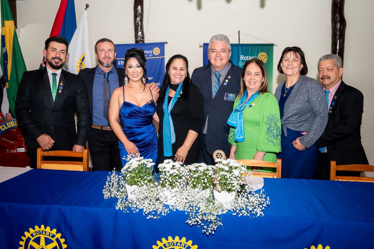 Transmissão de Cargo – Rotary Club de Lins - Sul

Texto do Casal Gov Lelo e Cláudia Maset 

Com aleg...