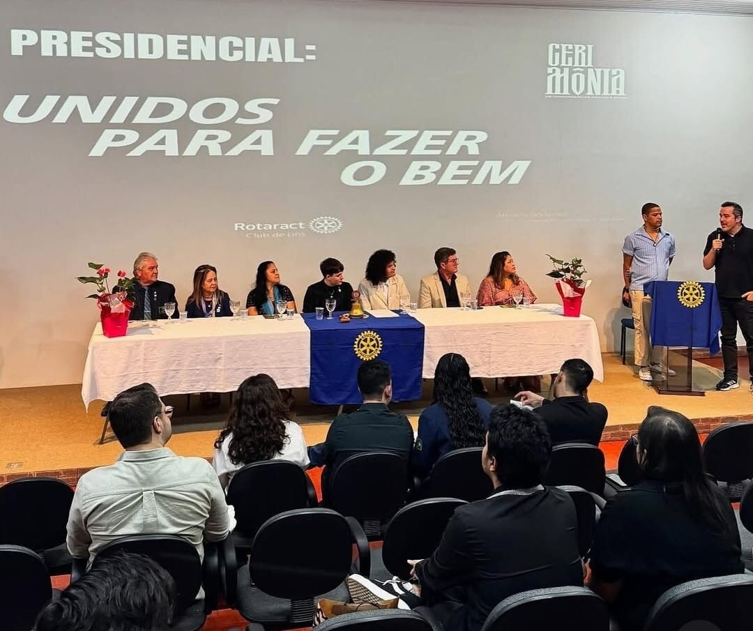 Texto do Casal Gov Lelo e Cláudia Maset

Neste domingo, 27 de julho, tivemos a alegria de participar...