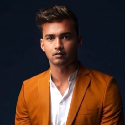 🔥 Cloud + Creativity Unleashed 🚀 Scaling businesses with AWS, GCP & Azure 🔧 Powering secure self-hosted tech 🎯 Autom...