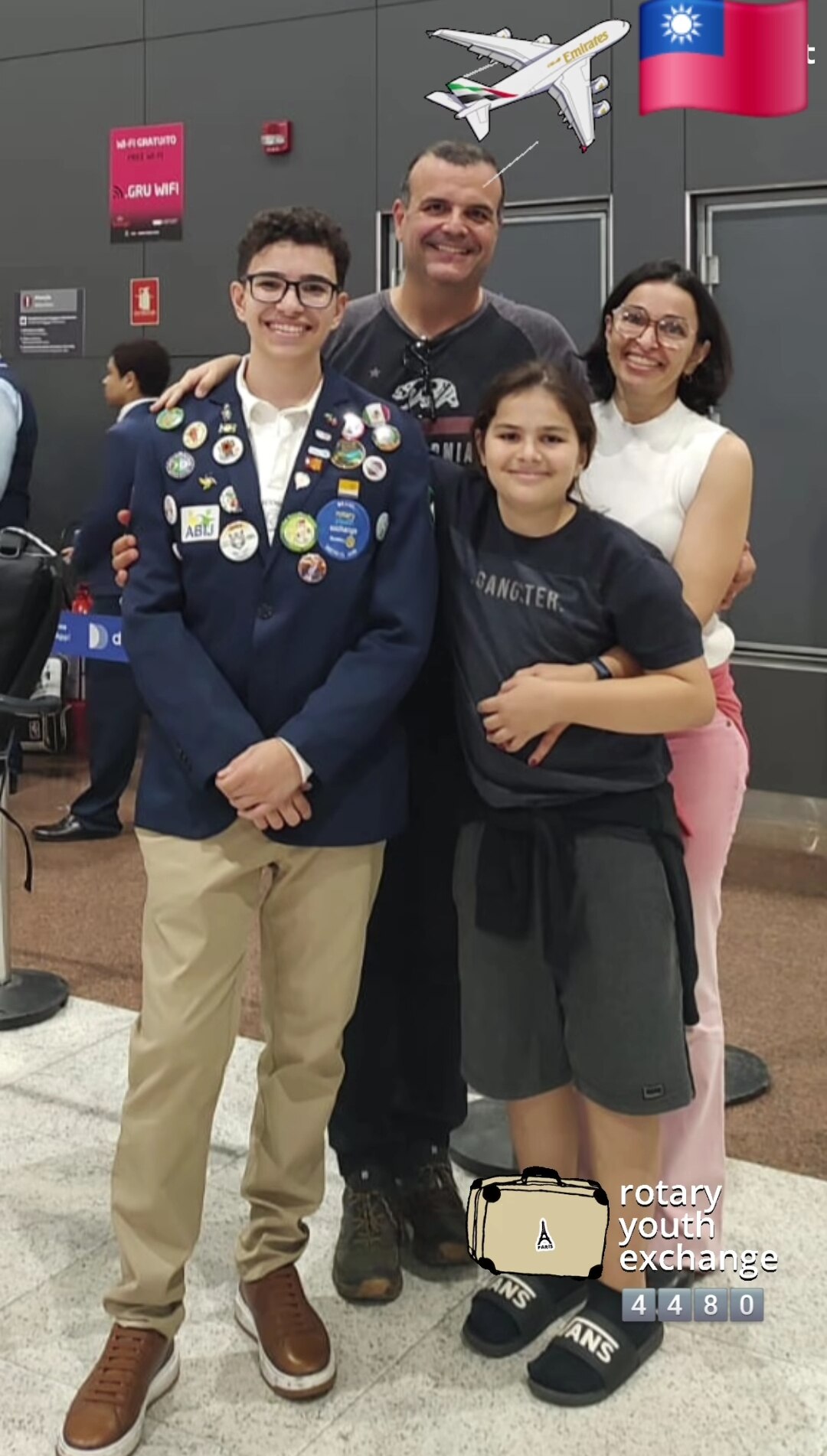 Texto do YEP4480

Dando sequência nosso chegadas e partidas, agora o embarque do nosso querido Nicol...