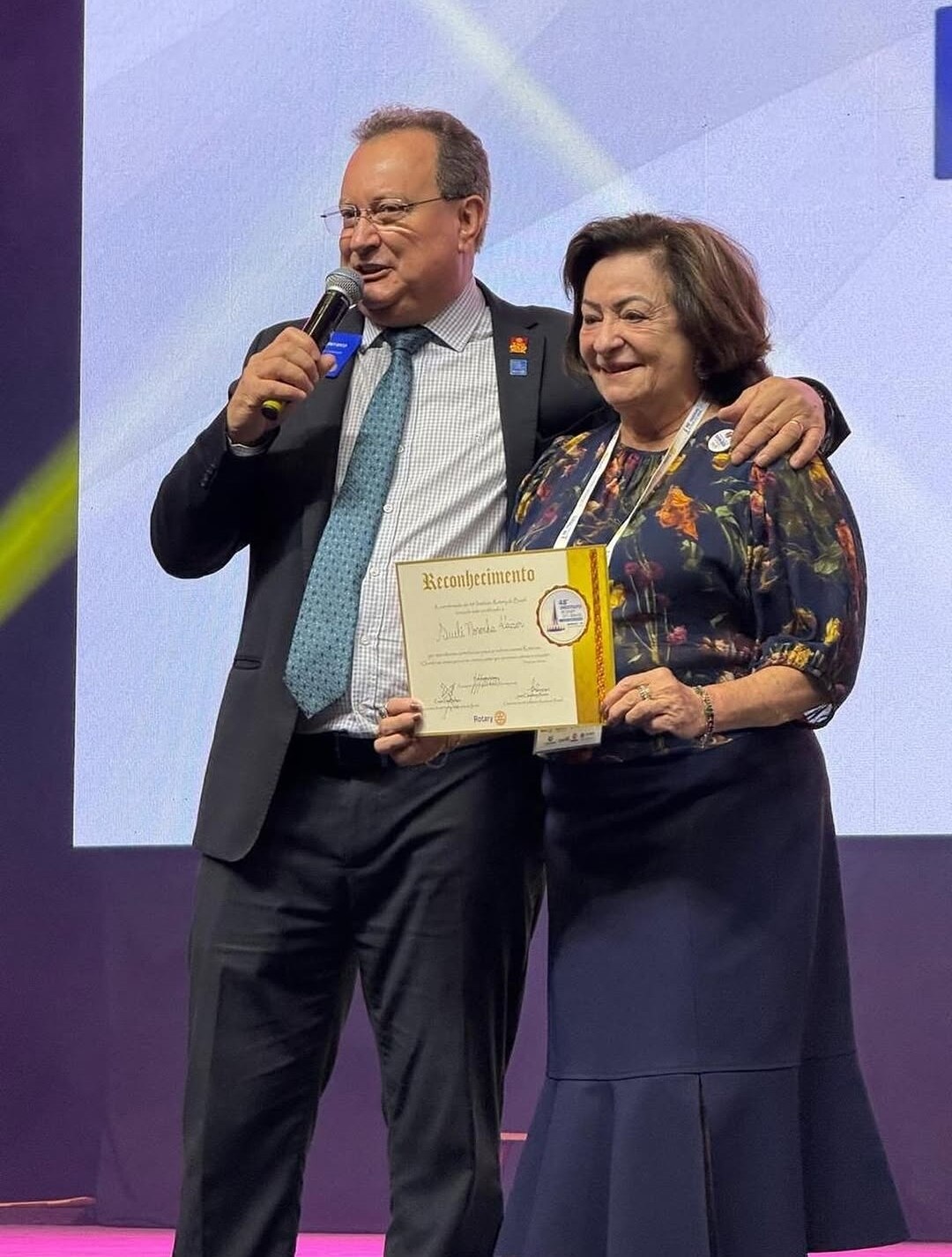 Texto de Cléo Lopes do Rotary Club de São José do Rio Preto 

Um momento de orgulho para todos nós!
...