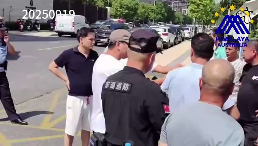 編號：0️⃣3️⃣2️⃣2️⃣
【中共亂象】9月19日，江西南昌交投天江园项目的数十名建筑工人堵了南昌交投集团的大门，讨要工资。
🔗himalayaustralia.com.au
#中共亂象 
#T...