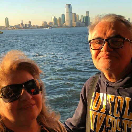 “Se pois o Filho vos libertar, verdadeiramente sereis livres (Jo 8.36).” Amo Deus,  pátria, família e liberdade! Sou Con...