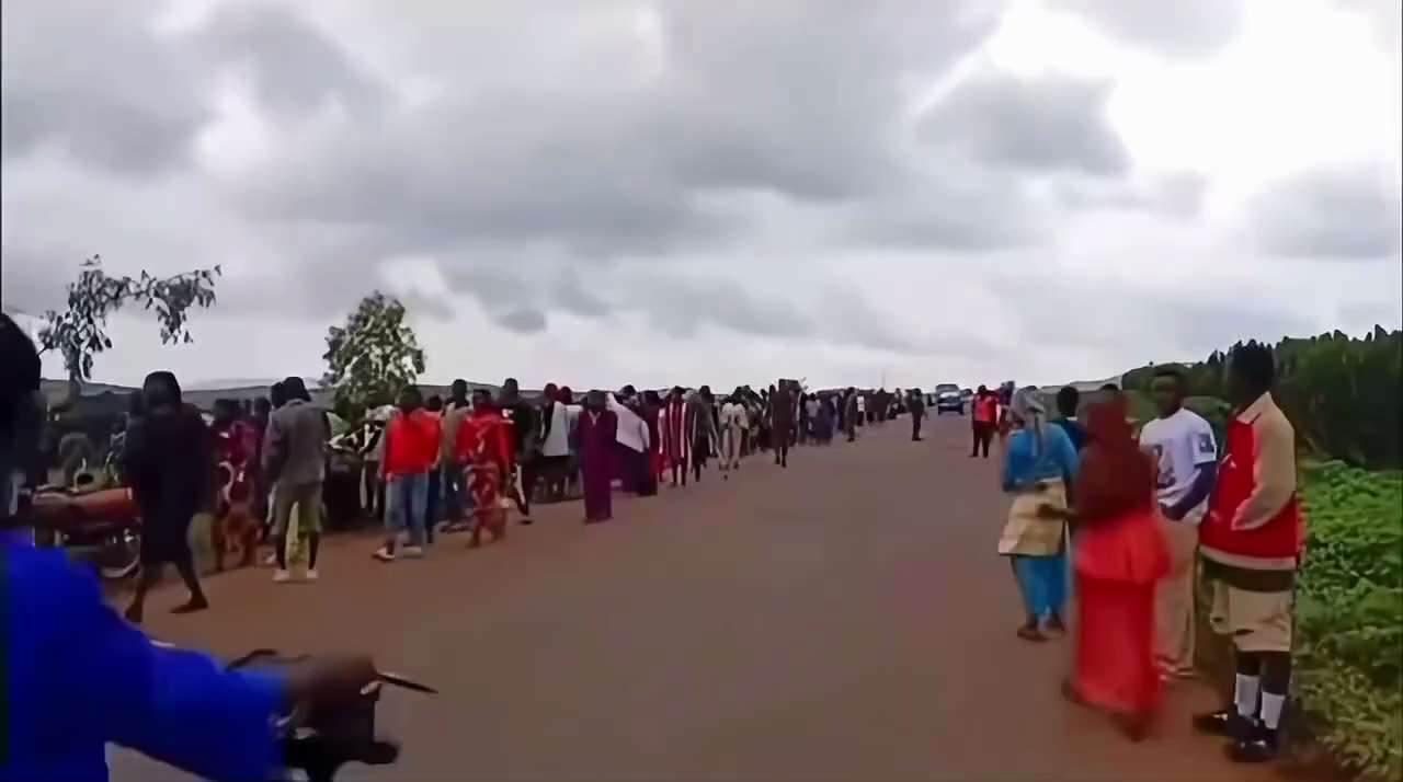 The mainstream media will NEVER show you this

Islamic 😨 Terror  ☪️ 
Nigeria 🇳🇬
‌
Caskets of Chri...