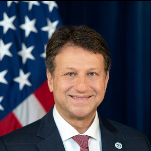 Senior Advisor- Trump Administration DHS leadership; Author, OVERRUN; fmr terror intel manager, recovering reporter 23 y...