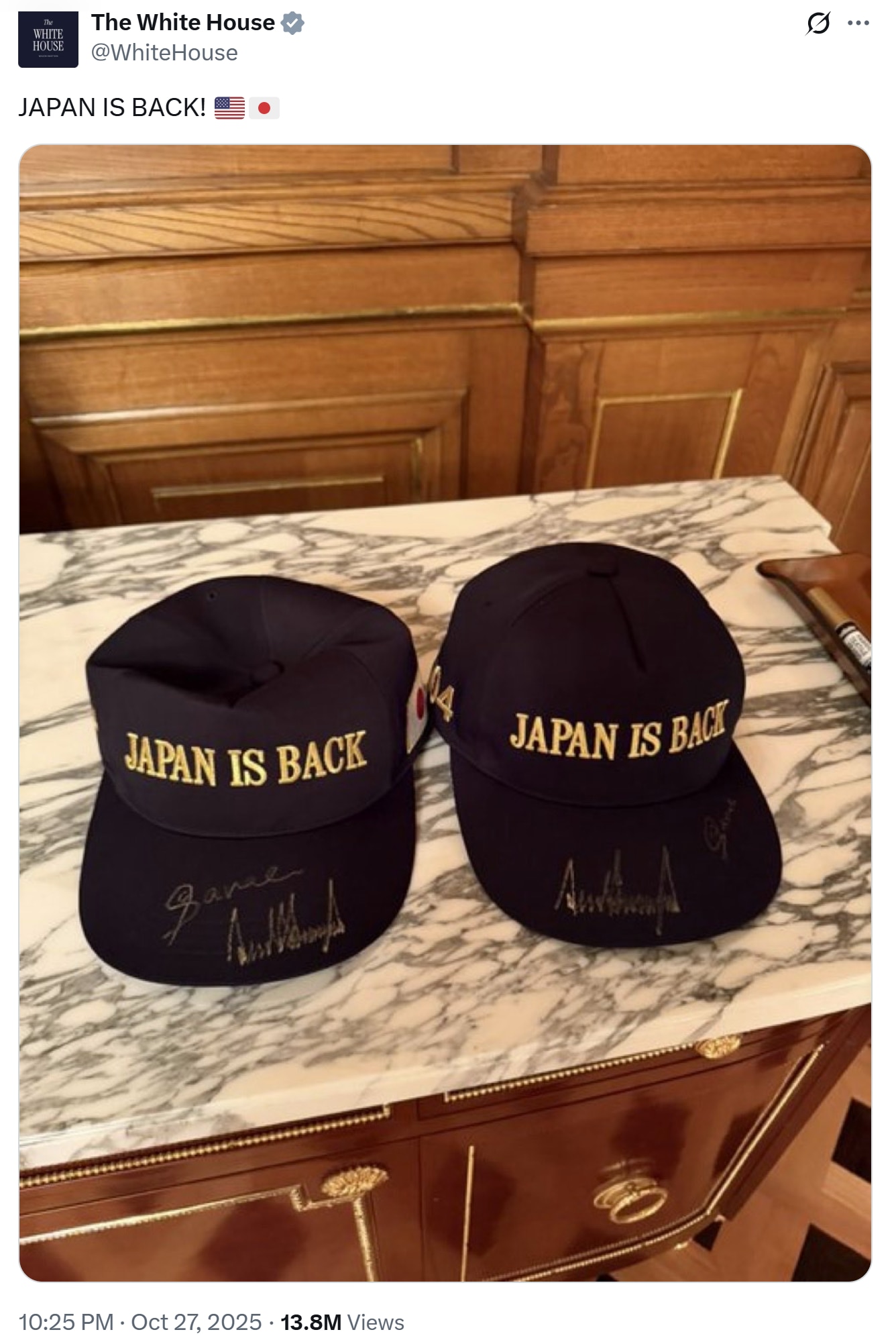 【美国之声--日本回来了】2025年10月27日白宫发布图片：

日本回来了！

注：2025年10月27日三票先生谈美日联盟的重要性：“二战时英美联盟打败了纳粹，冷战时英美联盟、里根总统和撒切尔夫人...