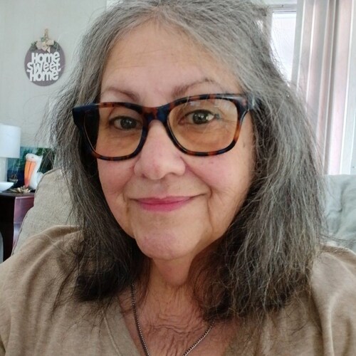 ✝️🙏 God my Lord & Savior, animal ❤️🐾🐱🐶,❤️ writing, drawing & painting📝🖌️🎨❤️🏖️🐚🦩🧜‍♀️ .
🇮🇹/🇺🇸
☮️70's (Wil...