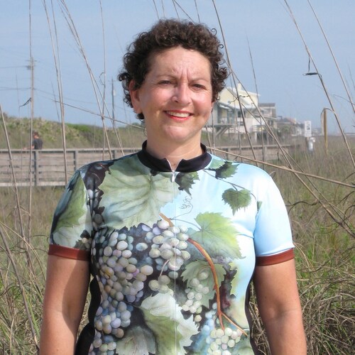 Physician. BUSM 79
Cyclist
Tennis player
Ballroom dancer
Yoga instructor
WarRoom Posse Lifelong Member
WarRoom Posse