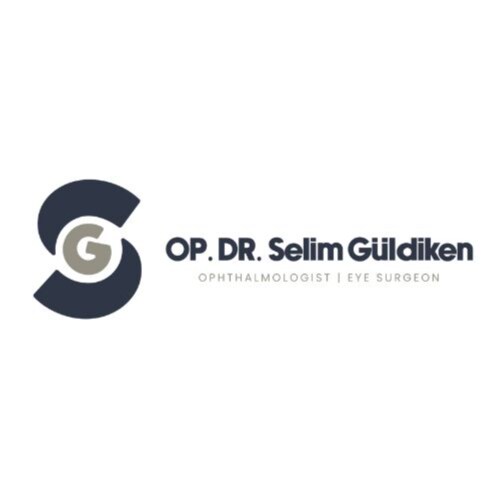 Antalya göz doktoru Dr. Selim Güldiken, akıllı lens (trifokal IOL) implantasyonuyla uzak, orta ve yakın görüşü tek lensl...