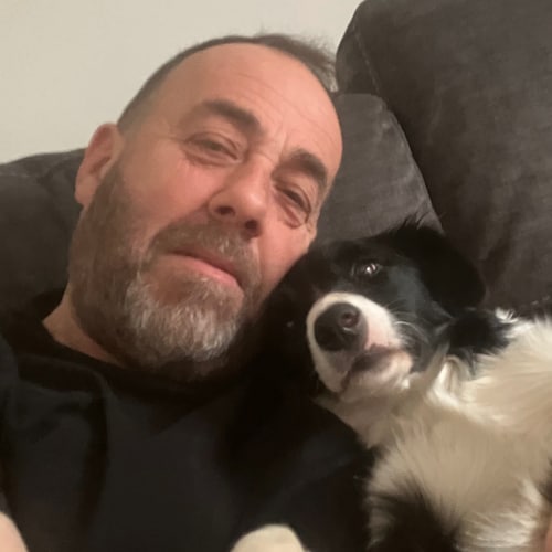 Husband , Father of 2, Grandfather of 5   , English/Irish . Fed up of the shit going on in the world !  Oh and Trump WON...