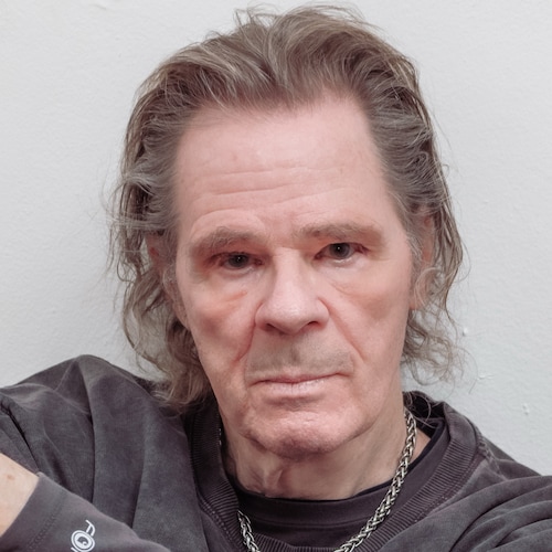 Neither player-king nor prostitute.
https://howardstein.com
https://imake.world