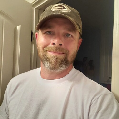 Lover and very proud of my profession as a doctor,a big pleasure saving lives with all I have.....a very big fan and lov...