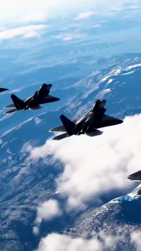 🚨突发：以色列进入高度戒备状态

以色列军方消息人士称，随着美国可能对伊朗发动袭击的准备工作接近尾声，以色列空军和情报部门已进入高度戒备状态。
据军事记者阿莫斯·哈雷尔报道，耶路撒冷官员认为，华盛顿...