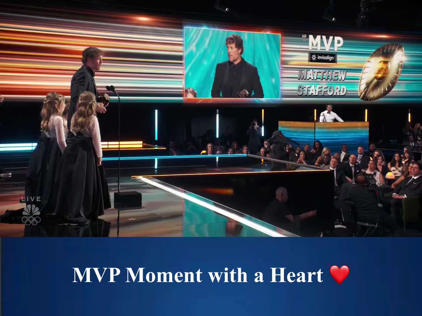 🏆 MVP Moment with a Heart ❤️
Matthew Stafford brought his kids on stage to accept the NFL MVP Award...