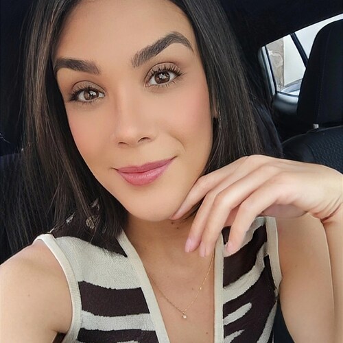 Opiniões sobre temas políticos, religiosos e filosóficos.
Pós-graduada em D.Penal e Proc.penal pelo Ministério Público.
...