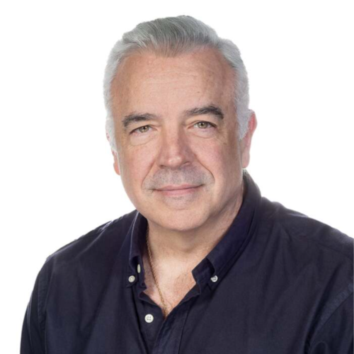 Where exactly is it that @PeteButtigieg lives where the construction crews are all White?  That shou...