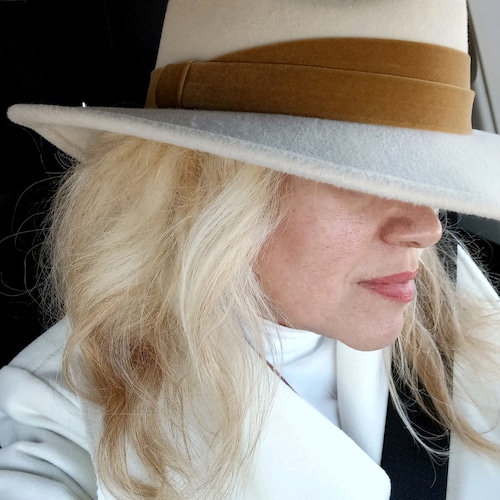 Live with gratefulness and appreciation. YESHUA IS LORD. Pro-Life, Family, Nutritious Food, Country, USA Constitution, J...