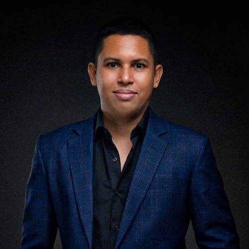 Um cidadão comum, tentando viver uma vida incomum.