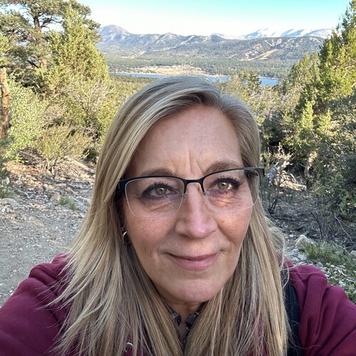 JESUS Lover ✝️ WIFE, MOTHER to 2 Young Men, PATRIOT🐸 Mngr Social Services Research Team, Professor, CALIFORNIA is RED �...