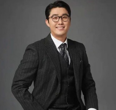 ENTERPRENEUR
#MAGA,a real estate Realator. 
NFT,Blockchain,MEME coin Blockchain INVESTMENTS
 ACCOUNTS MANAGEMENT!!